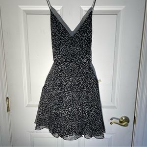 Forever 21 Chiffon White and Black Summer Dress L
